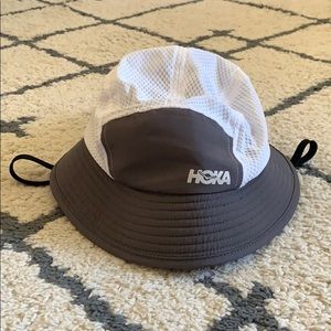Nwot Hoka One One Time To Fly Adventure 